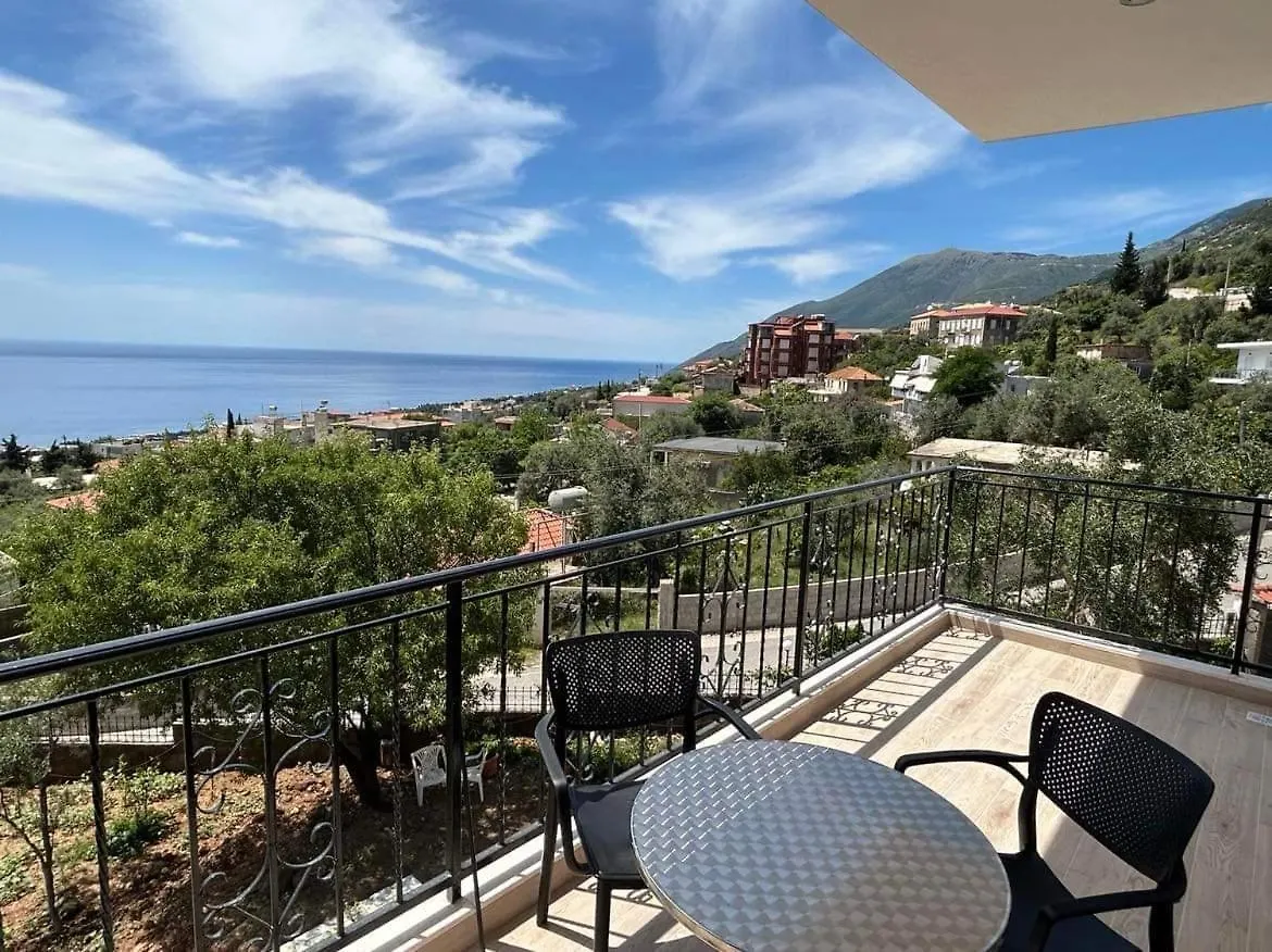 Villa Thomas Dhërmi Affittacamere