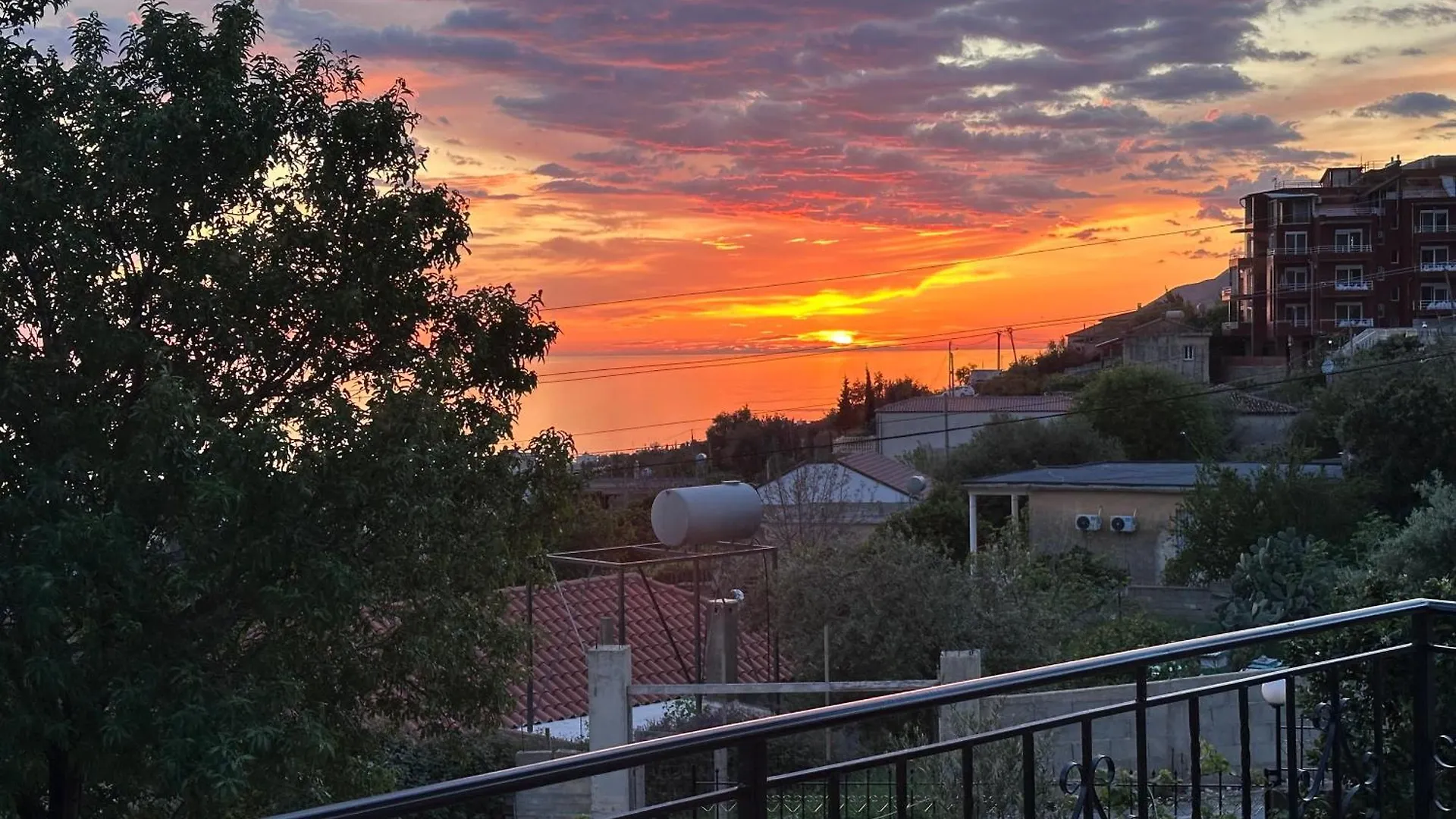 Villa Thomas Dhërmi Affittacamere